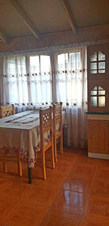 Bahía Murta Hostal Marianela מראה חיצוני תמונה
